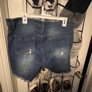 Size 18 distressed jean shorts
